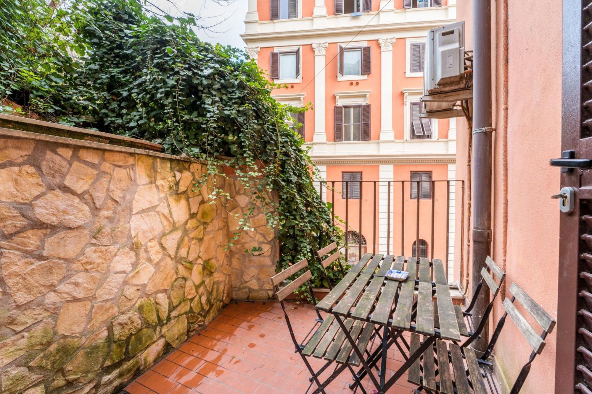 Fl Apartments Il Piccolo Borgo Di Trastevere Rome Exterior photo
